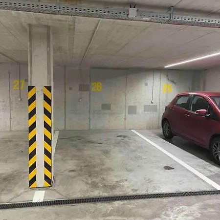 Daire Luxusny Byt Blizko Niv Bratislava